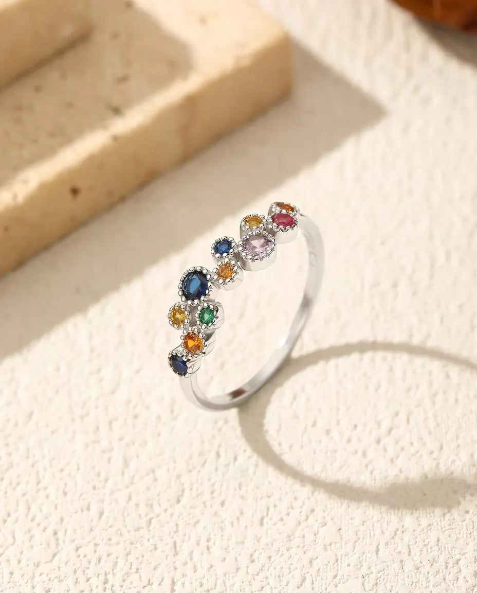 Anillo de circonitas multicolor - piedras azules, amarillas, verdes y rosas con milgrain, plata 925, tallas US 5 a 9
