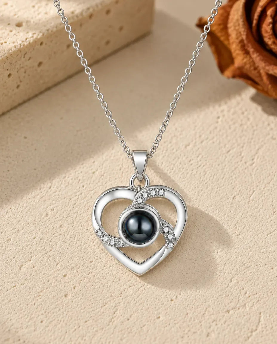 Collar con foto dentro - vista frontal en plata