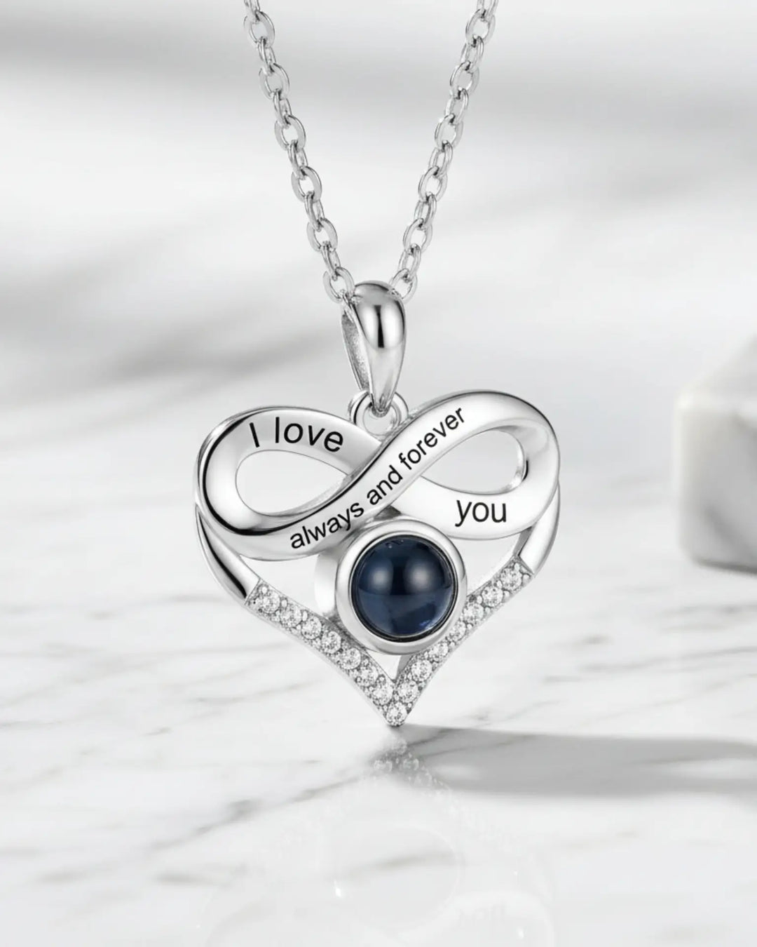 Collar con foto dentro – corazón e infinito con pavé y doble grabado, regalo romántico para ella