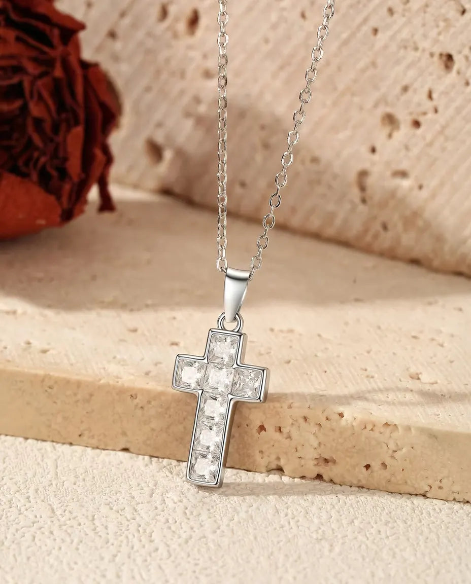 Collar Cruz Pavé - colgante de 10 x 17 mm con asa fija, cadena fina de 40+5 cm en plata de ley 925, 2,90 g