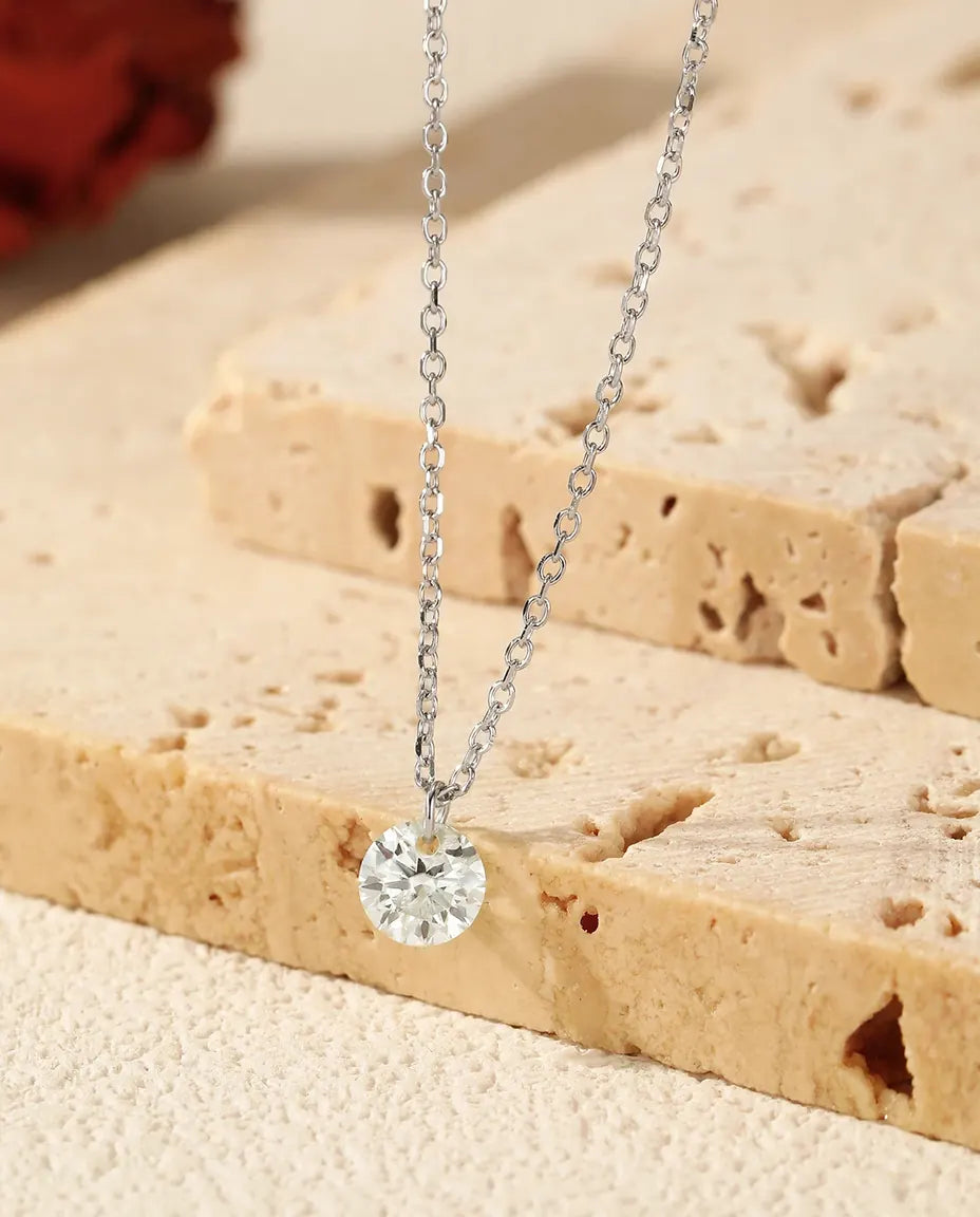 Collar de Moissanita solitario – 0,5 ct color D y pureza VVS1 en plata de ley 925, cadena de 40+5 cm