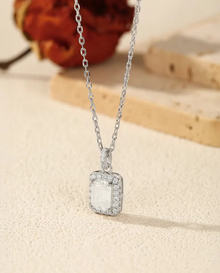Conjunto de Moissanita Talla Esmeralda en Plata 925 – Collar con Colgante Halo y Pendientes de Botón, Piedras de 1 ct y 0,8 ct, Joyas de Novia