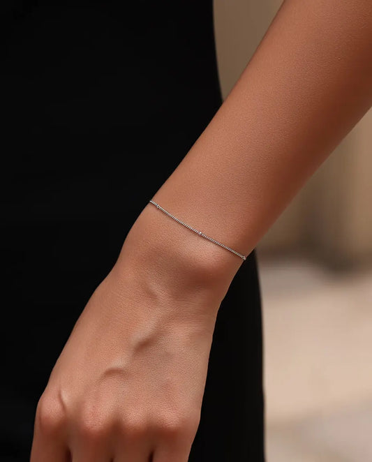 Pulsera Cadena Satélite en Plata 925 - llevada en la muñeca