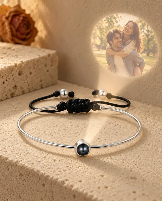 Pulsera con foto dentro - proyecta la foto oculta en la pared