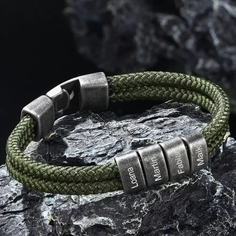 Pulsera hombre grabada – acero inoxidable y cordón de nailon verde oscuro, hasta 4 nombres, regalo para papá