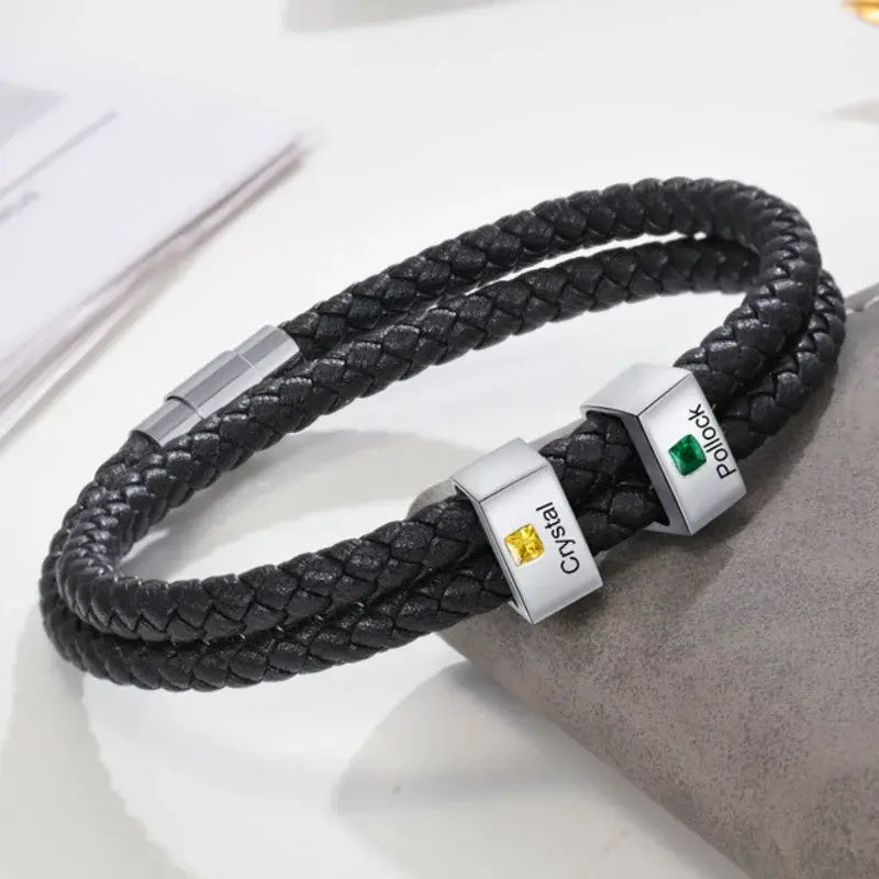 Pulsera hombre grabada – cuero negro con nombres y piedras de nacimiento, regalo para papá