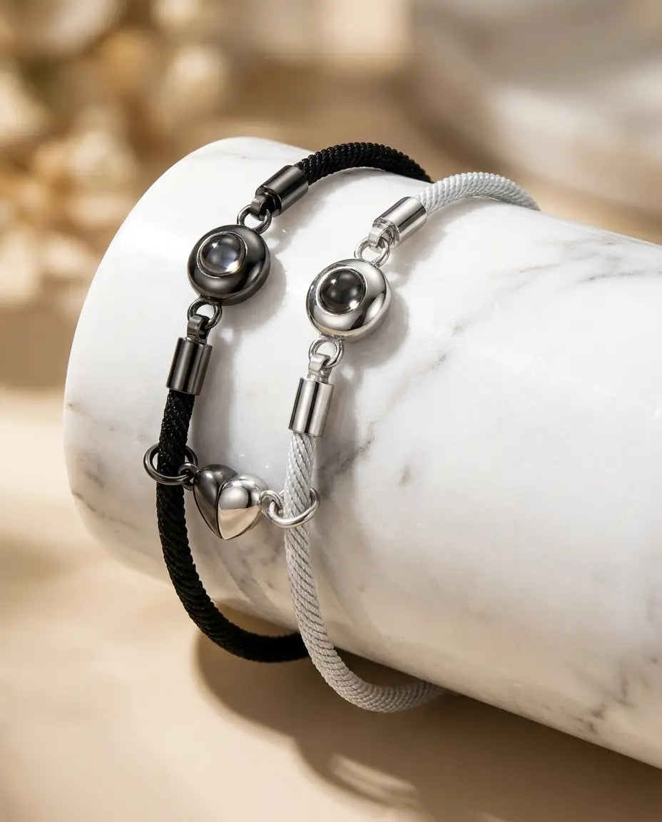 Pulseras de Pareja con Foto Dentro – Corazones Imantados y Cuerda Trenzada, Regalo para tu Pareja