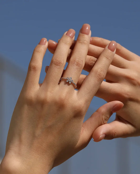 Anillo de moissanita – flor pavé de 5 piedras color D VVS en plata de ley 925, anillo de promesa para ella