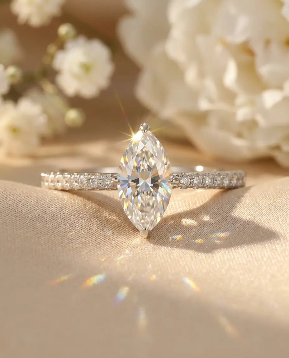 Anillo de moissanita – marquesa de 0,5 ct sobre aro fino en pavé, plata de ley 925, anillo de promesa