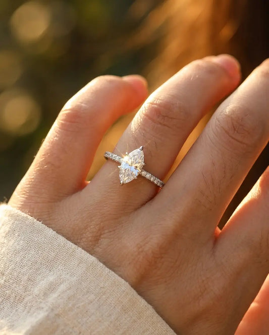 Anillo de moissanita – marquesa de 0,5 ct sobre aro fino en pavé, plata de ley 925, anillo de promesa