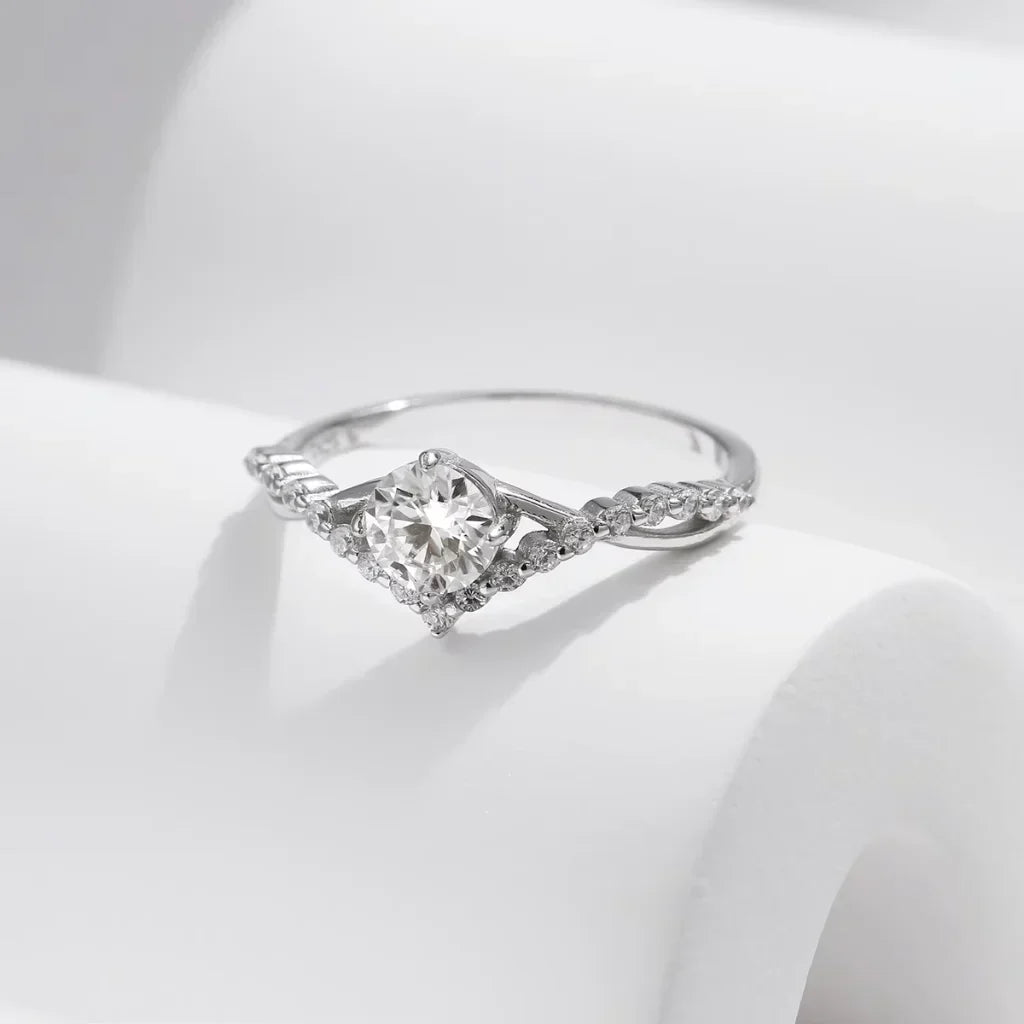 Anillo de moissanita – 0,50 ct color D VVS1 con certificado GRA, plata de ley 925, anillo de pedida