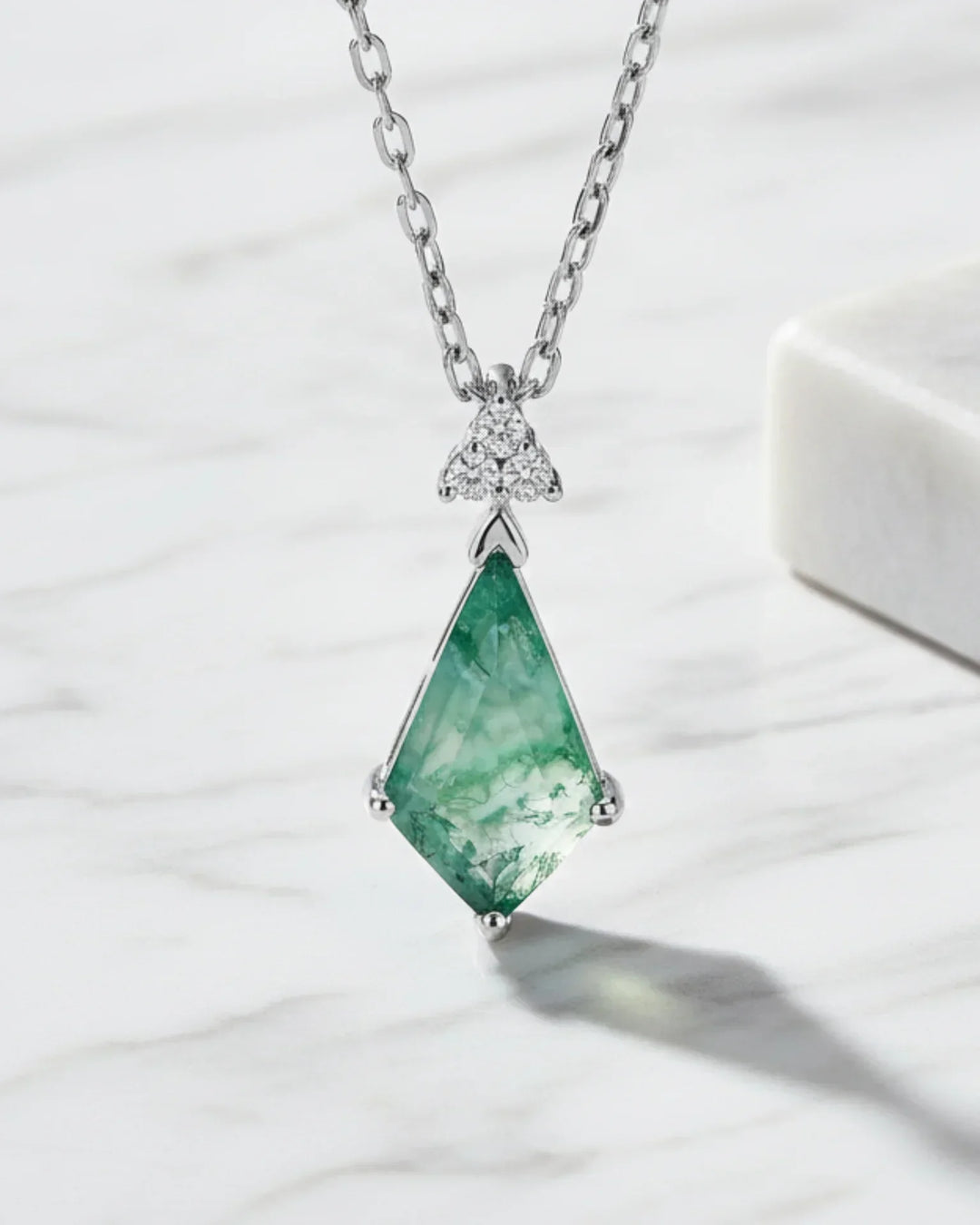 Collar de ágata musgosa – talla cometa con circonitas alrededor, colgante de plata de ley 925