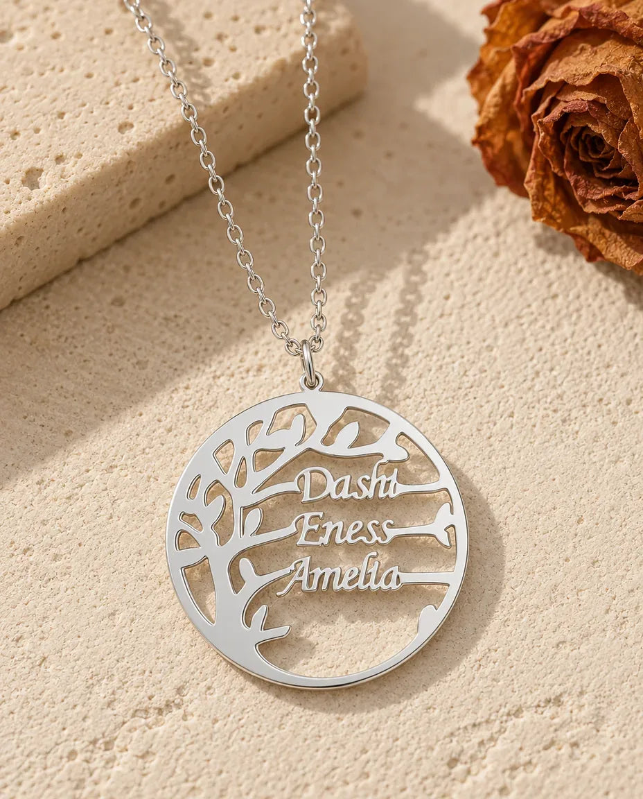 Collar con nombre - vista frontal en plata
