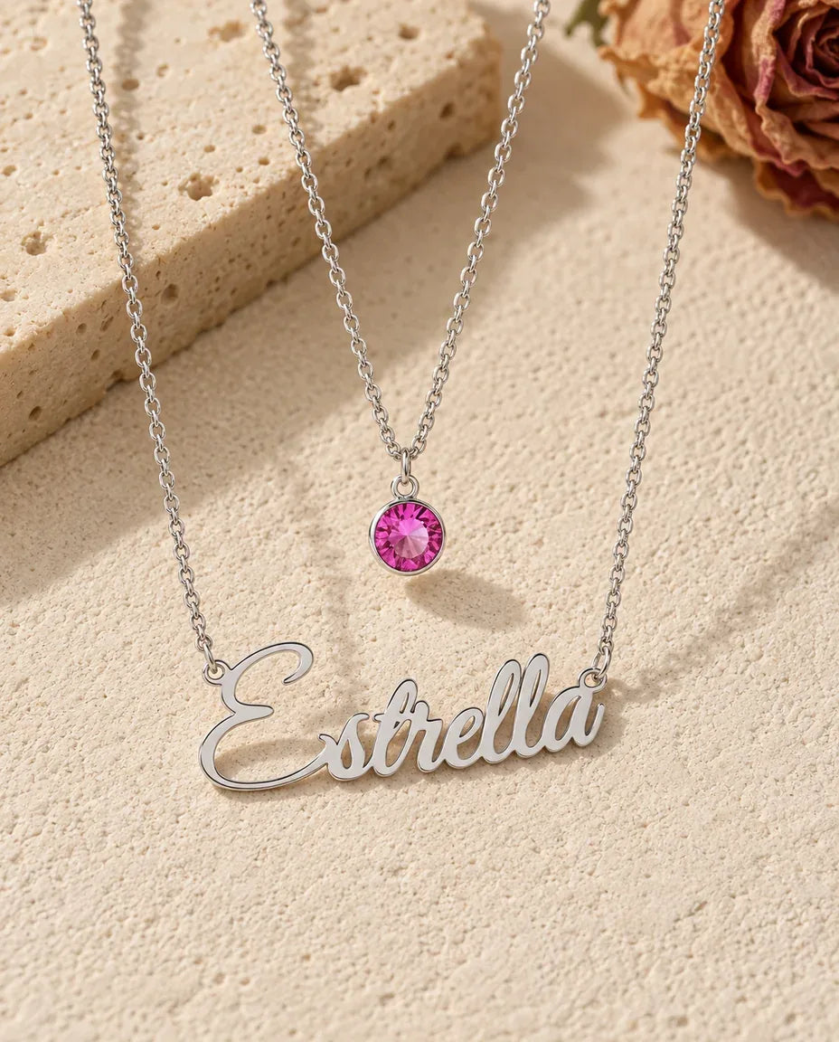 Collar doble con nombre y piedra de nacimiento - vista frontal en plata