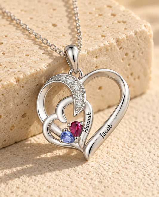 Collar Personalizado con 2 Piedras y 2 Nombres - dos corazones entrelazados con piedras talla pera, rodiado