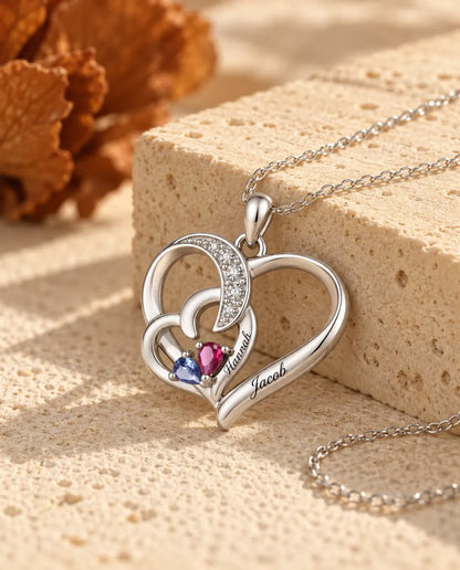 Collar Personalizado con 2 Piedras y 2 Nombres - dos corazones entrelazados con piedras talla pera, rodiado