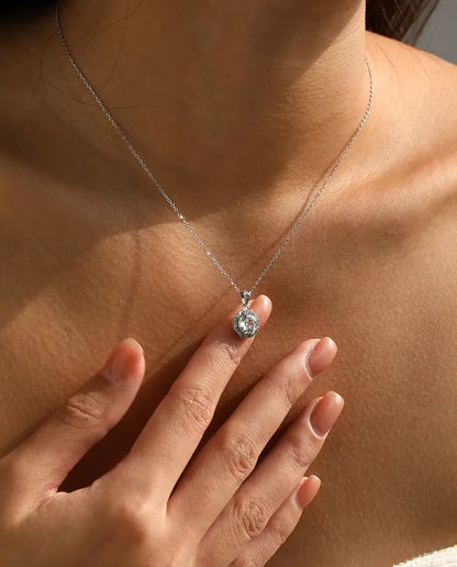 Collar Halo Octogonal - circonita de talla escalonada rodeada de pavé, cadena 40+5 cm, plata de ley 925
