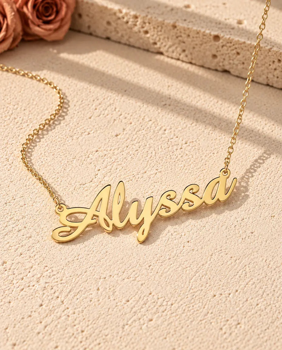 Collar con Nombre Personalizado en Plata de Ley 925 - acabado en oro