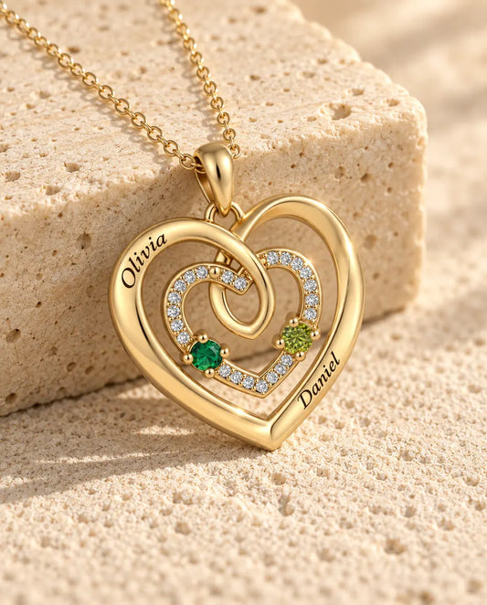 Collar Personalizado con 2 Piedras y 2 Nombres - triple corazón dorado con dos piedras de nacimiento