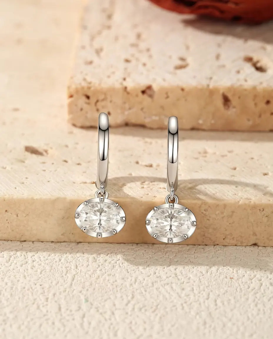 Pendientes de Aro Colgantes con Moissanita Ovalada - piedras de 1,00 ct 5 x 7 mm, 21 mm de largo, plata 925
