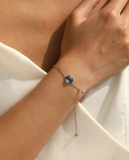 Pulsera con Circonita Azul - talla damero de 8 mm en cadena forzada con cierre corredizo, plata de ley 925