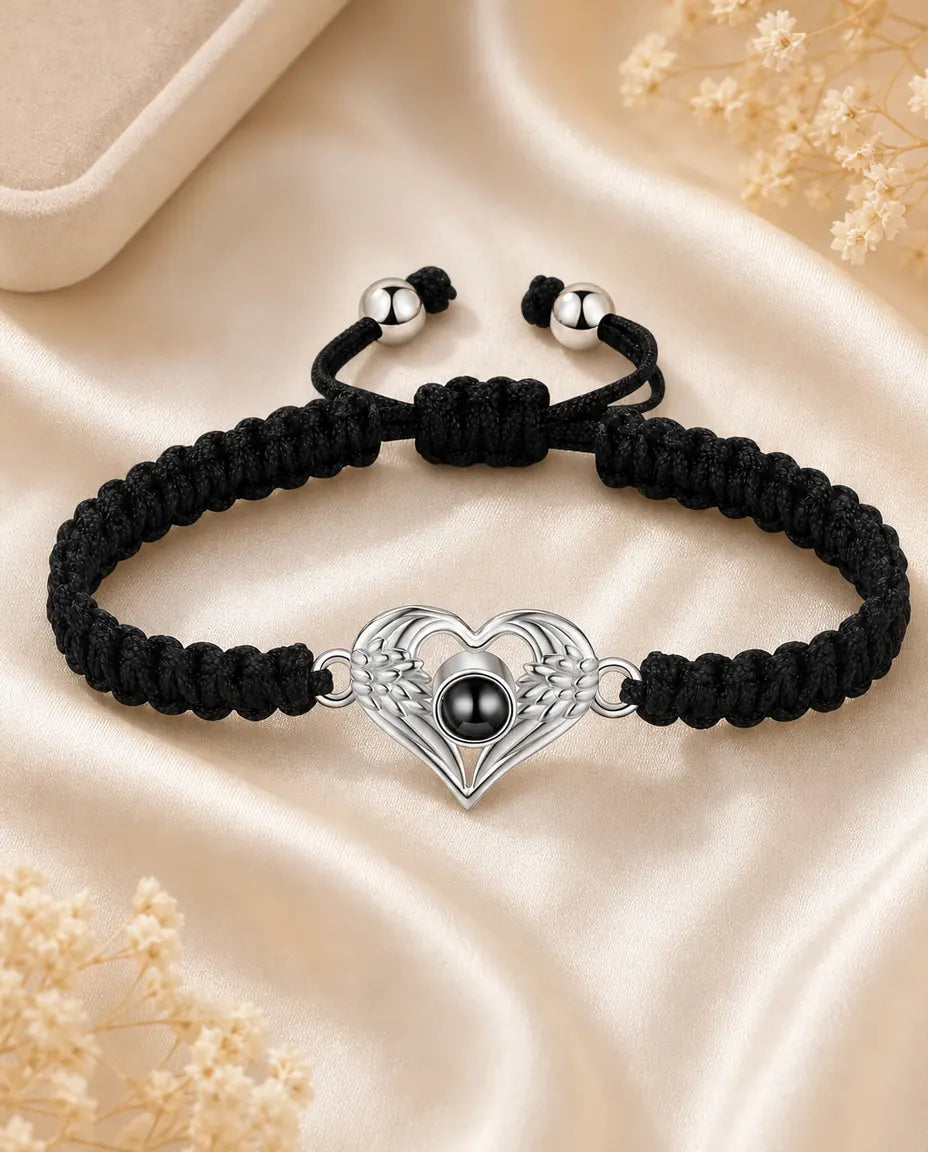 Pulsera con foto dentro – corazón con alas de ángel y cordón negro ajustable, recuerdo personalizado