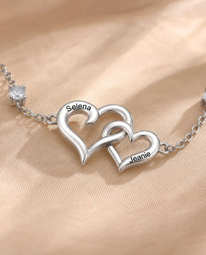 Pulsera Doble Corazón Personalizada 2 Nombres - corazones enlazados y dos piedras de nacimiento, ajustable