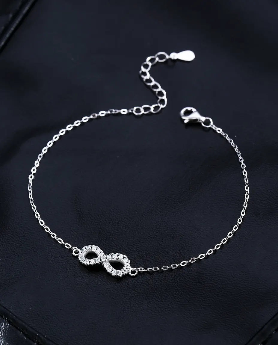 Pulsera infinito de Moissanita – símbolo en pavé con 21 piedras color D en plata de ley 925