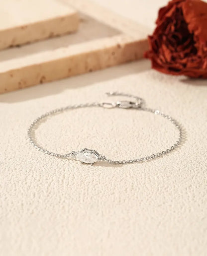 Pulsera de Moissanita Marquesa - 0,50 ct color D, 4 x 8 mm, cadena fina de 16+3 cm en plata de ley 925