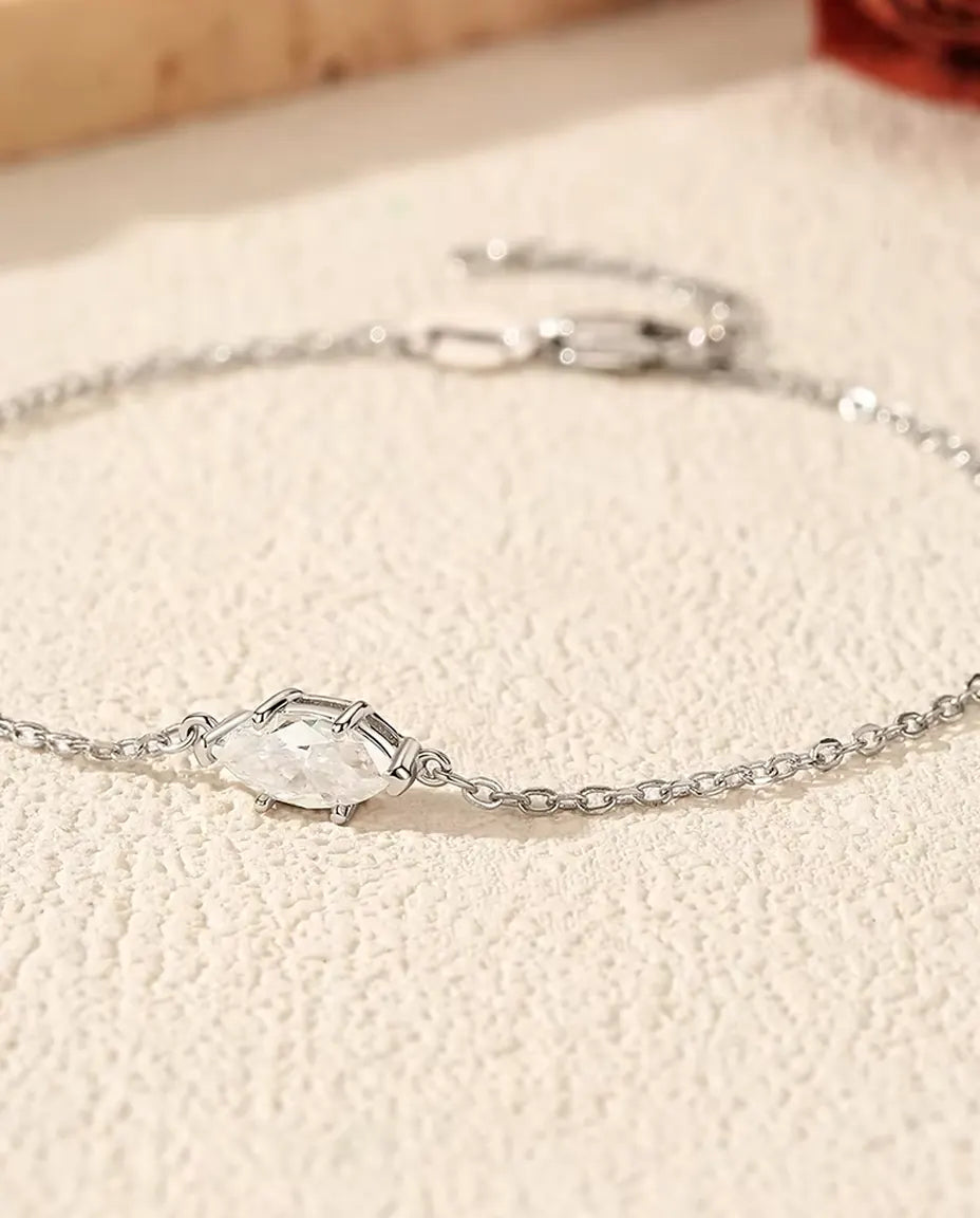 Pulsera de Moissanita Marquesa - 0,50 ct color D, 4 x 8 mm, cadena fina de 16+3 cm en plata de ley 925