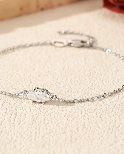 Pulsera de Moissanita Marquesa - 0,50 ct color D, 4 x 8 mm, cadena fina de 16+3 cm en plata de ley 925