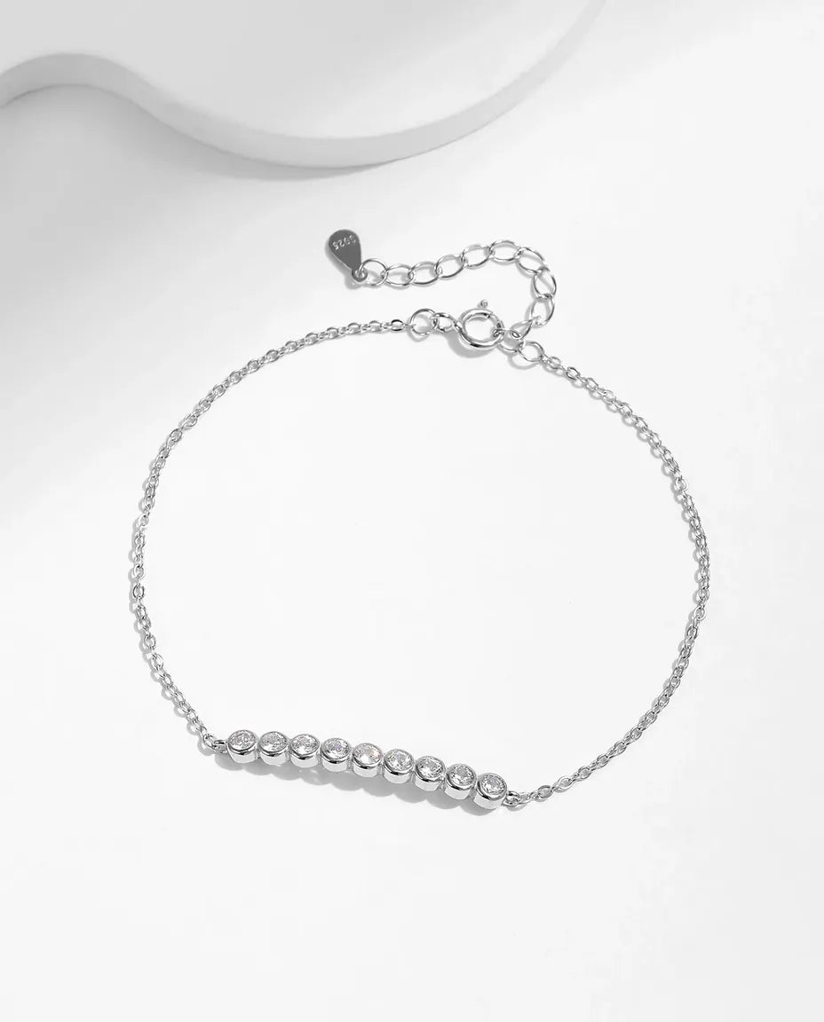 Pulsera de Moissanita con nueve piedras – redondas de 2,5 mm en bisel, plata de ley 925, 16+4 cm