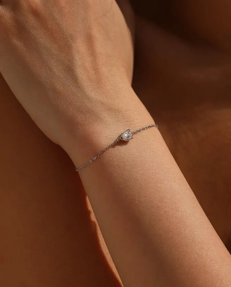 Pulsera de Moissanita Talla Pera - 0,80 ct color D, 5 x 7 mm, cadena fina de 16+3 cm en plata de ley 925