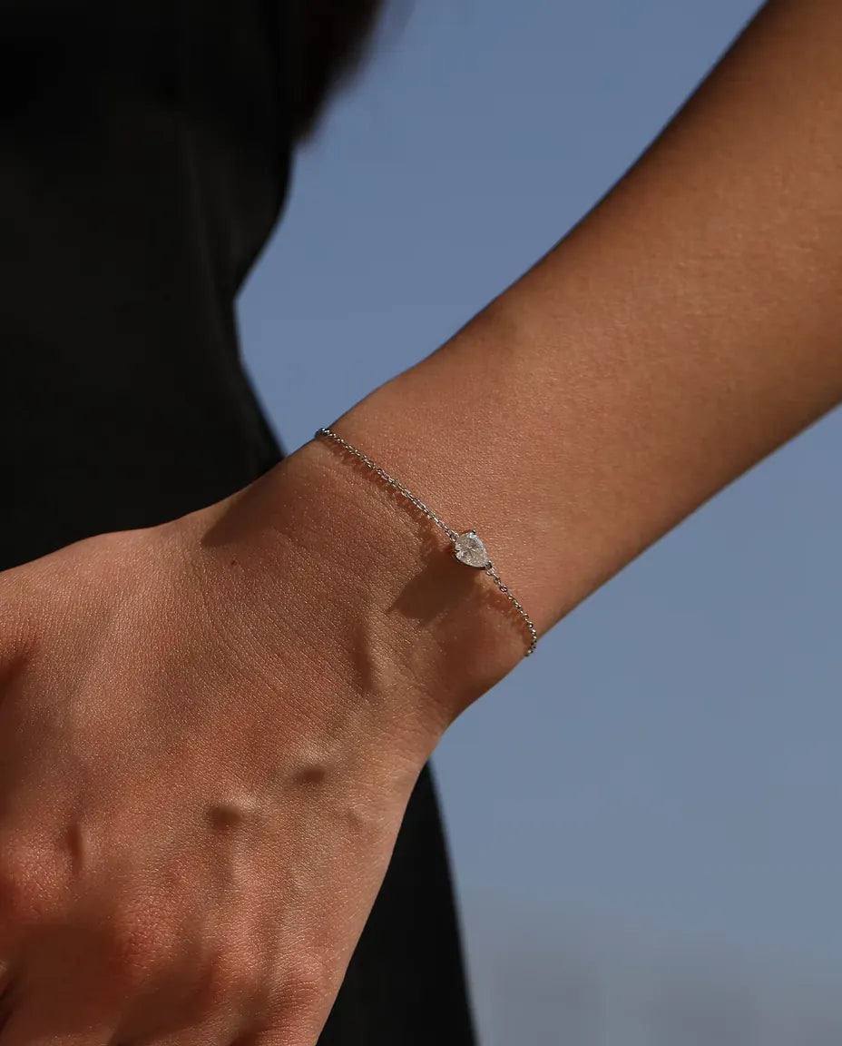 Pulsera de Moissanita Talla Pera - 0,80 ct color D, 5 x 7 mm, cadena fina de 16+3 cm en plata de ley 925