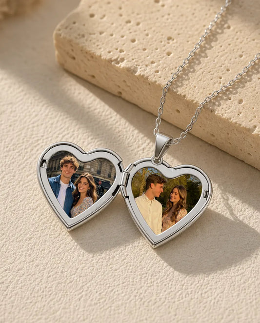Relicario de Corazón con Foto – Se Abre con 2 Fotos, Relieve Floral, Plateado o Dorado, Regalo para Mamá